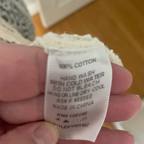 Women’s crochet vest - Picture 3 of 5